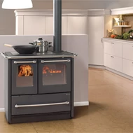 La Nordica SOVRANA EASY EVO 2.0 fatüzelésű tűzhely (7,5 kW)