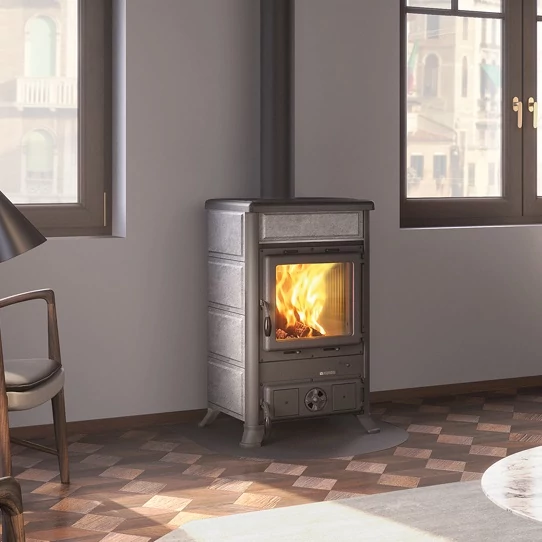 La Nordica ROSSELLA R1 16 PETRA fatüzelésű kályha (9 kW)