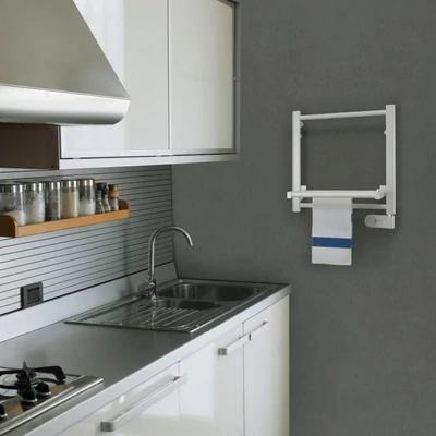 Kép 2/8 - Deltacalor PAPILLON 150 Watt elektromos törölközőszárítós radiátor - nyitható radiátor taggal (fehér)