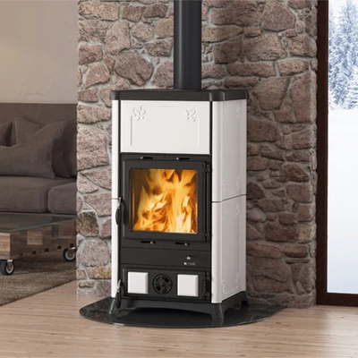 Kép 1/3 - La Nordica FEDORA fatüzelésű kályha (8,3 kW)