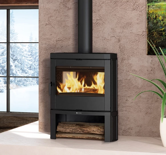 La Nordica JENNIFER 2.0 öntöttvas fatüzelésű kályha (7,7 kW)