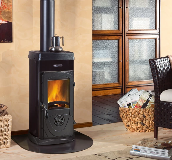 La Nordica SUPER JUNIOR acéllemez fatüzelésű kályha (5 kW)